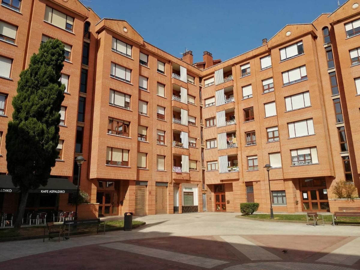 Andramari Tourist Home Parking& Wifi Amorebieta-Etxano Exterior photo